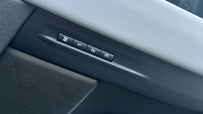 Land Rover Range Rover Evoque 1.5 P270e Dynamic SE 5dr Auto Hatchback